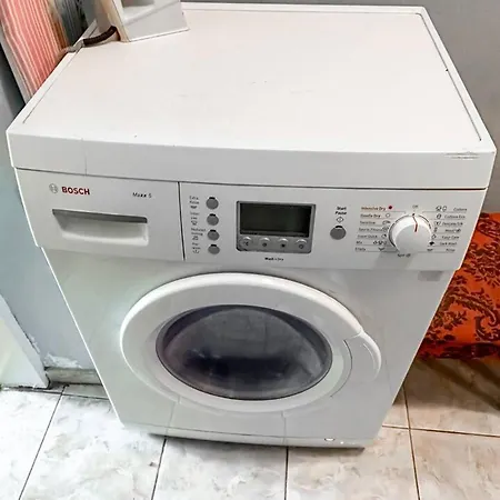One Bedroom With Wifi At Apartment *