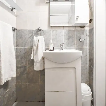 One Bedroom With Wifi At アパート *